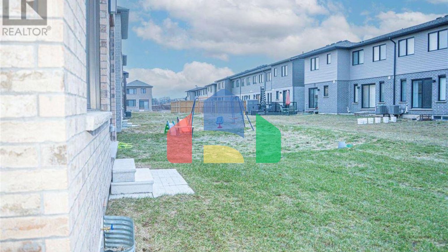 Residential - Single Family Home - Cambridge, Canada - Canada