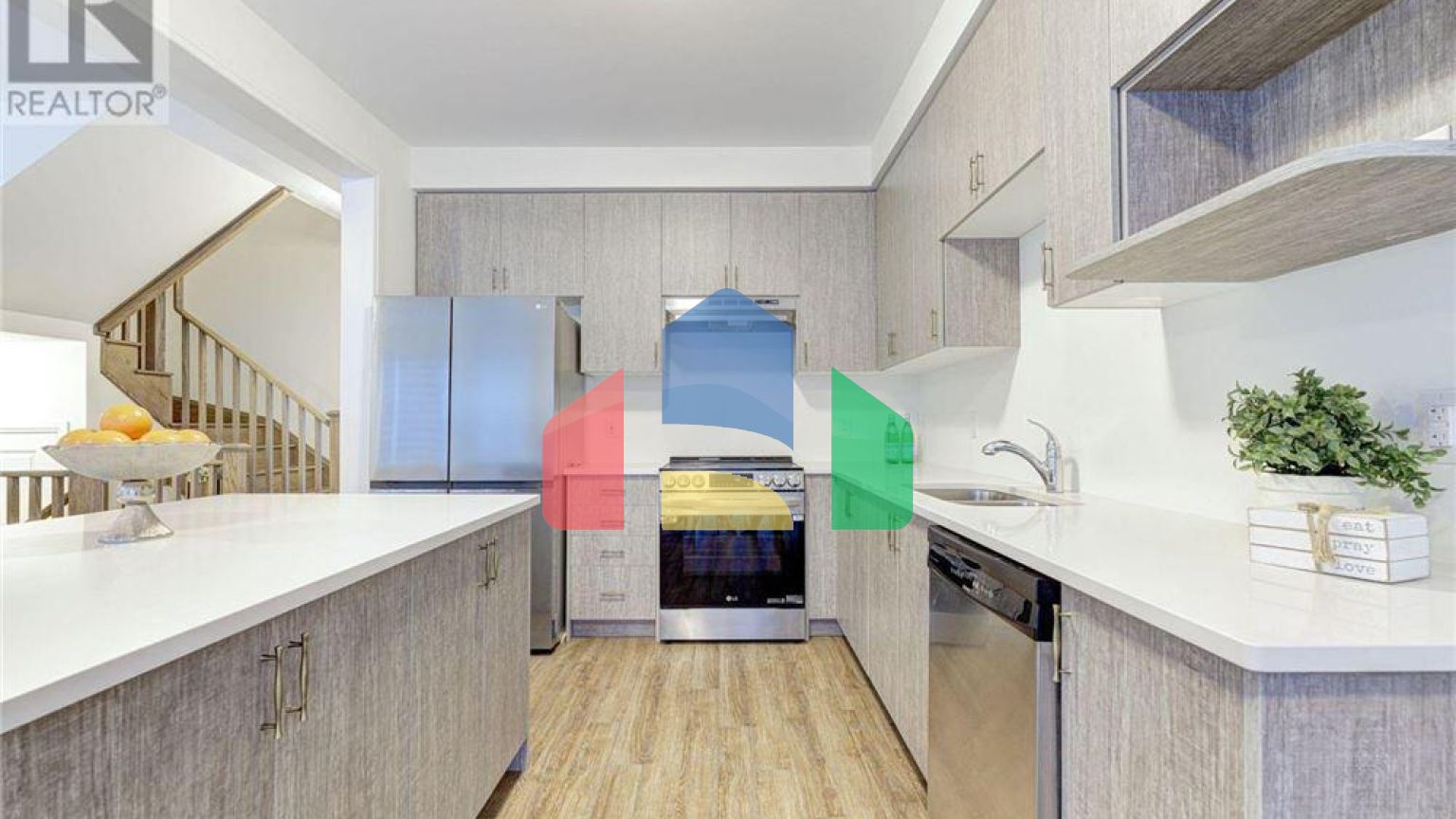 Residential - Single Family Home - Cambridge, Canada - Canada