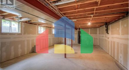 Residential - Single Family Home - Cambridge, Canada - Canada