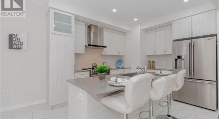 Residential - Single Family Home - Cambridge, Canada - Canada