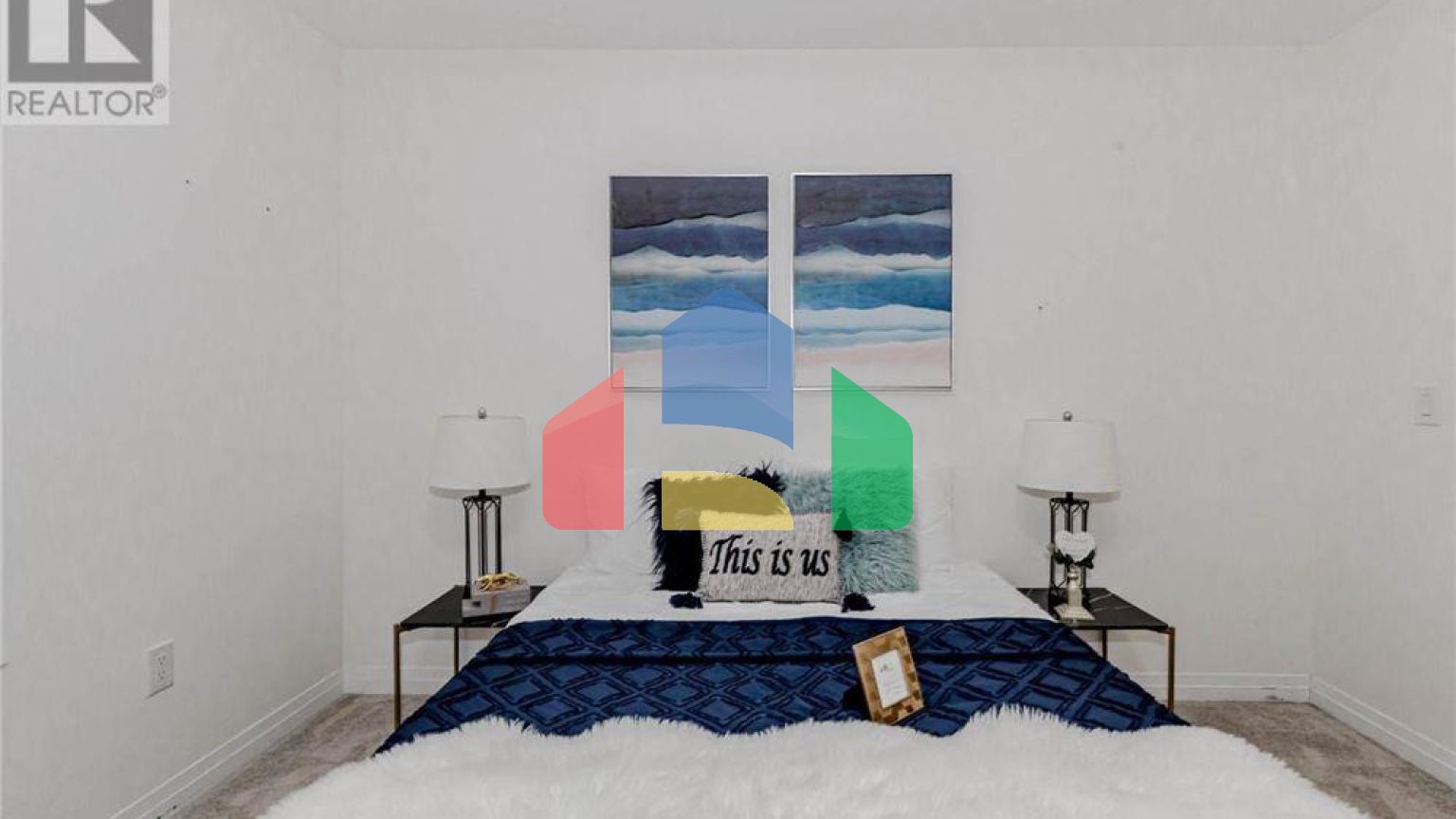 Residential - Single Family Home - Cambridge, Canada - Canada