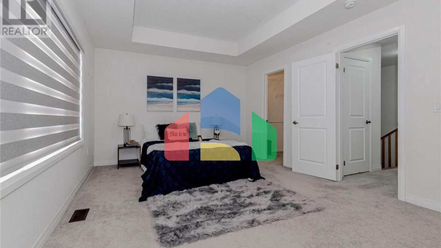 Residential - Single Family Home - Cambridge, Canada - Canada