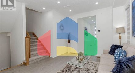 Residential - Single Family Home - Cambridge, Canada - Canada