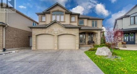 Residential - Single Family Home - Cambridge, Canada - Canada