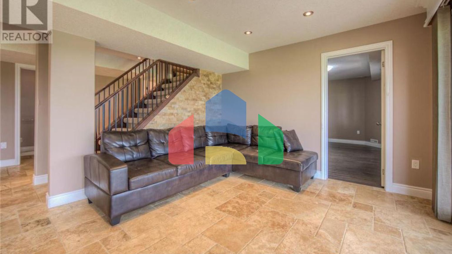 Residential - Single Family Home - Cambridge, Canada - Canada