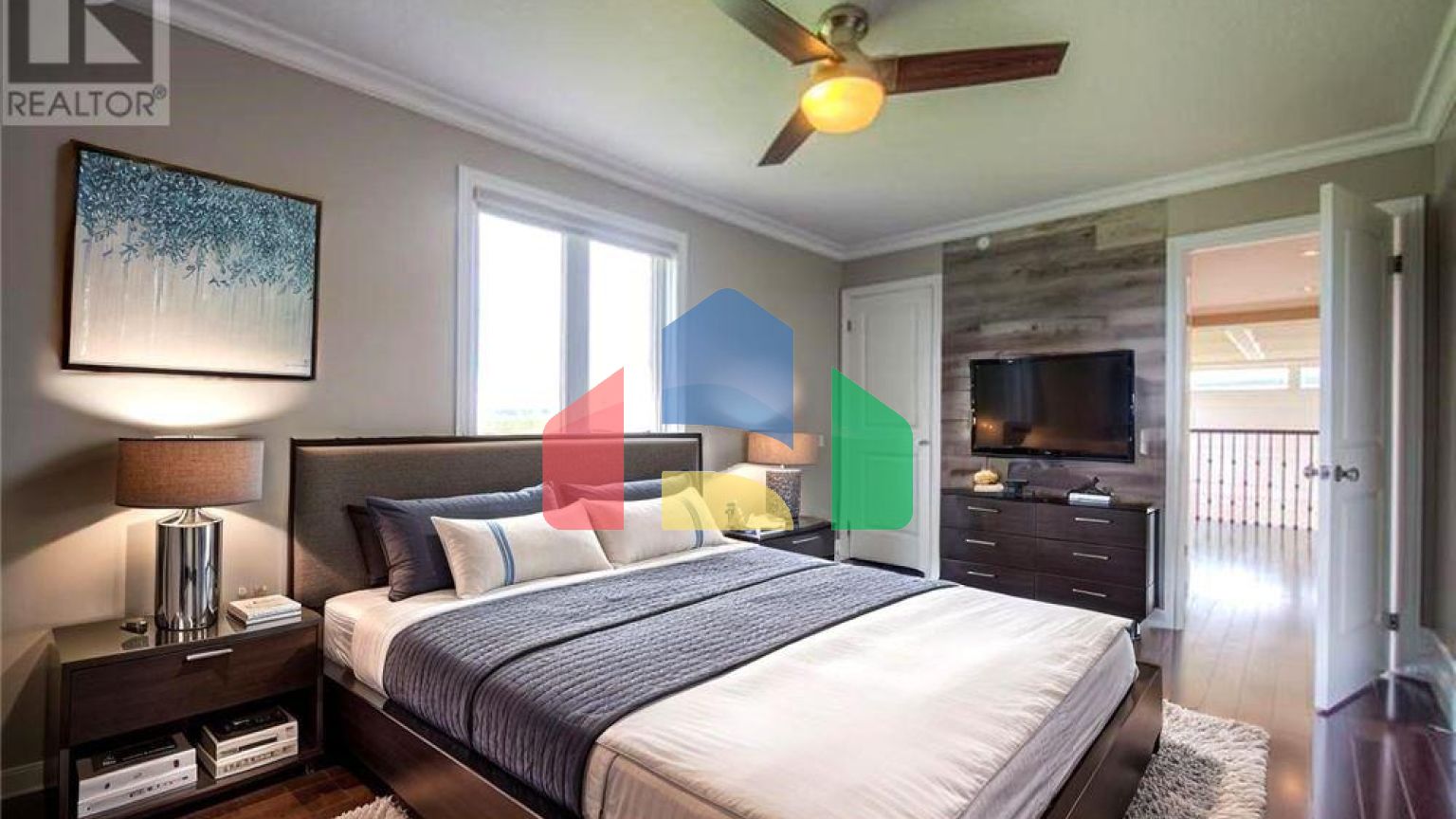 Residential - Single Family Home - Cambridge, Canada - Canada