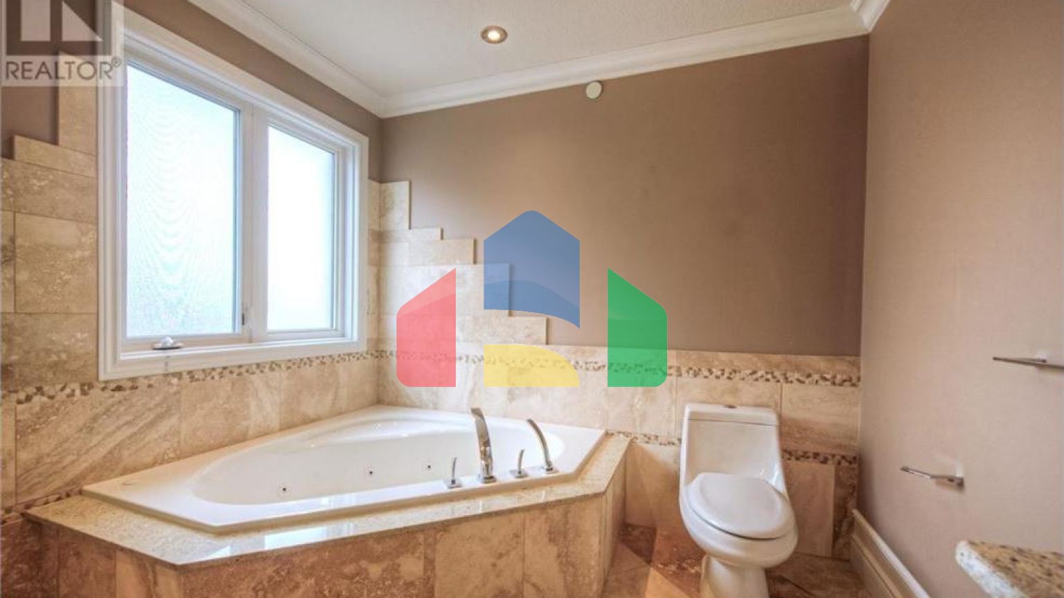 Residential - Single Family Home - Cambridge, Canada - Canada