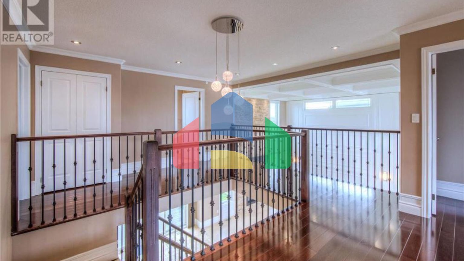 Residential - Single Family Home - Cambridge, Canada - Canada