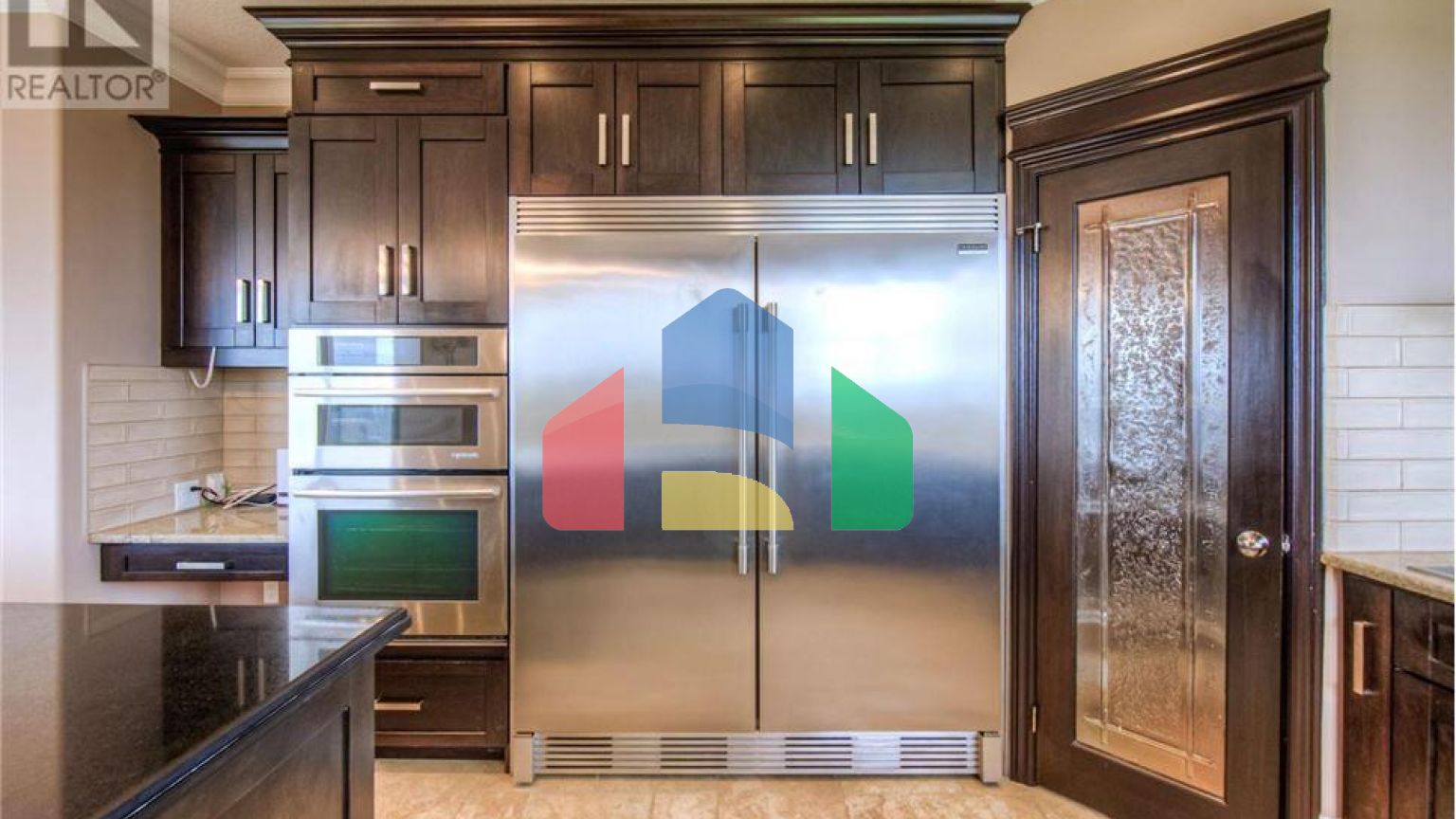 Residential - Single Family Home - Cambridge, Canada - Canada