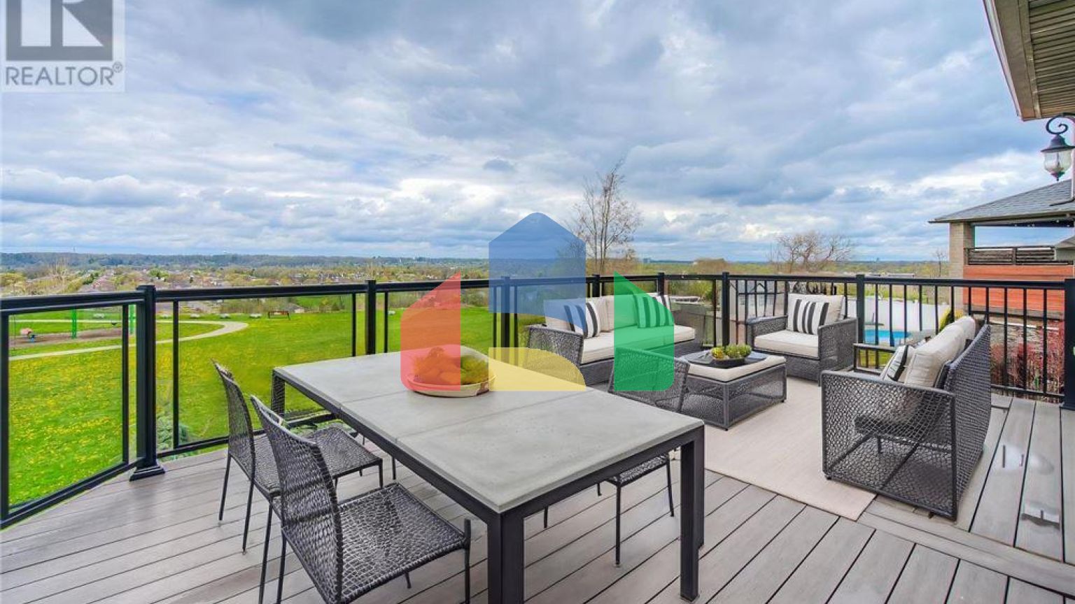 Residential - Single Family Home - Cambridge, Canada - Canada