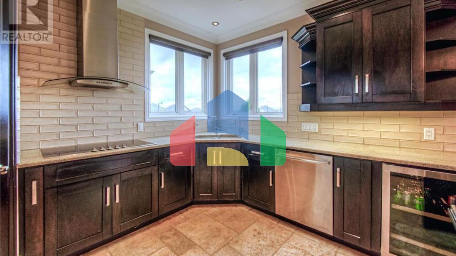 Residential - Single Family Home - Cambridge, Canada - Canada