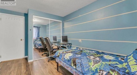 Residential - Single Family Home - Cambridge, Canada - Canada