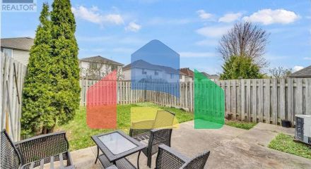 Residential - Single Family Home - Cambridge, Canada - Canada