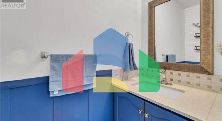 Residential - Single Family Home - Cambridge, Canada - Canada