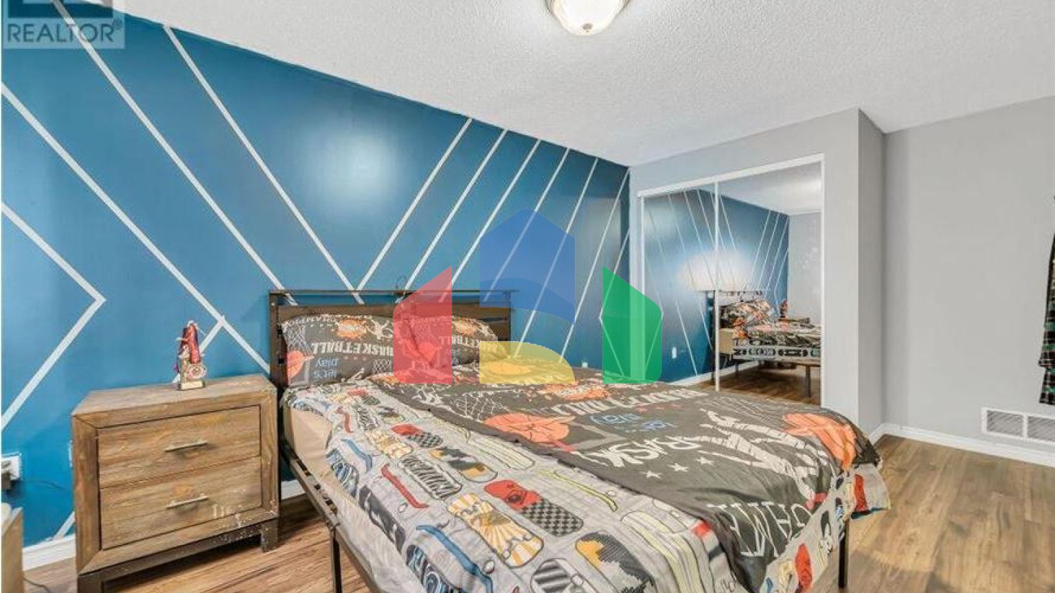 Residential - Single Family Home - Cambridge, Canada - Canada