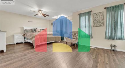 Residential - Single Family Home - Cambridge, Canada - Canada