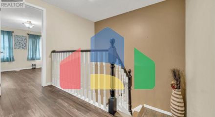 Residential - Single Family Home - Cambridge, Canada - Canada