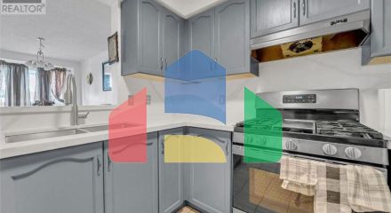 Residential - Single Family Home - Cambridge, Canada - Canada