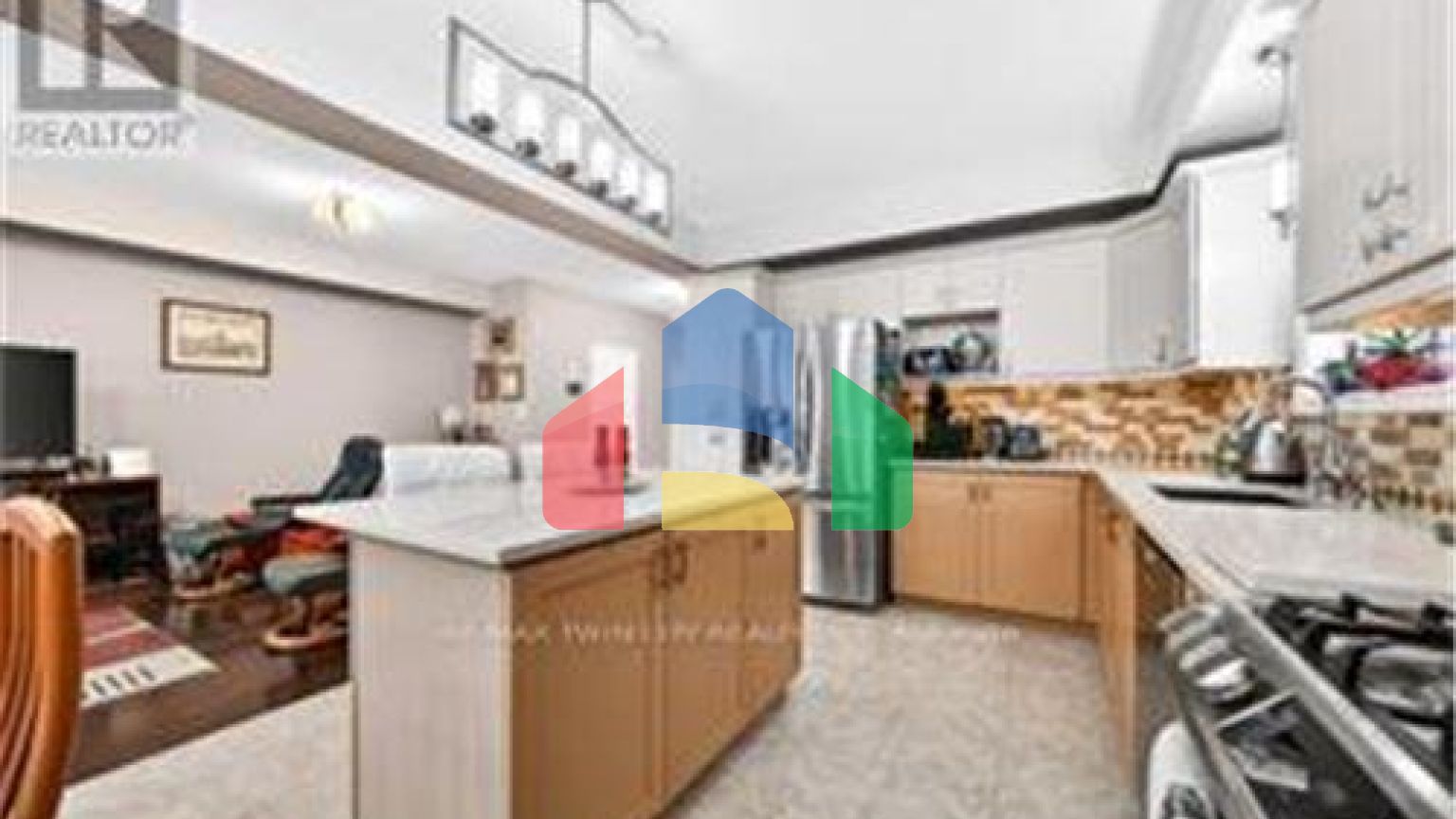 Residential - Single Family Home - Cambridge, Canada - Canada