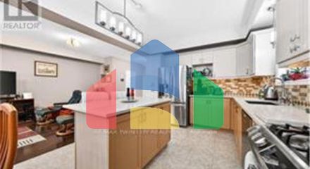 Residential - Single Family Home - Cambridge, Canada - Canada