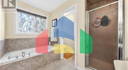 Residential - Single Family Home - Cambridge, Canada - Canada