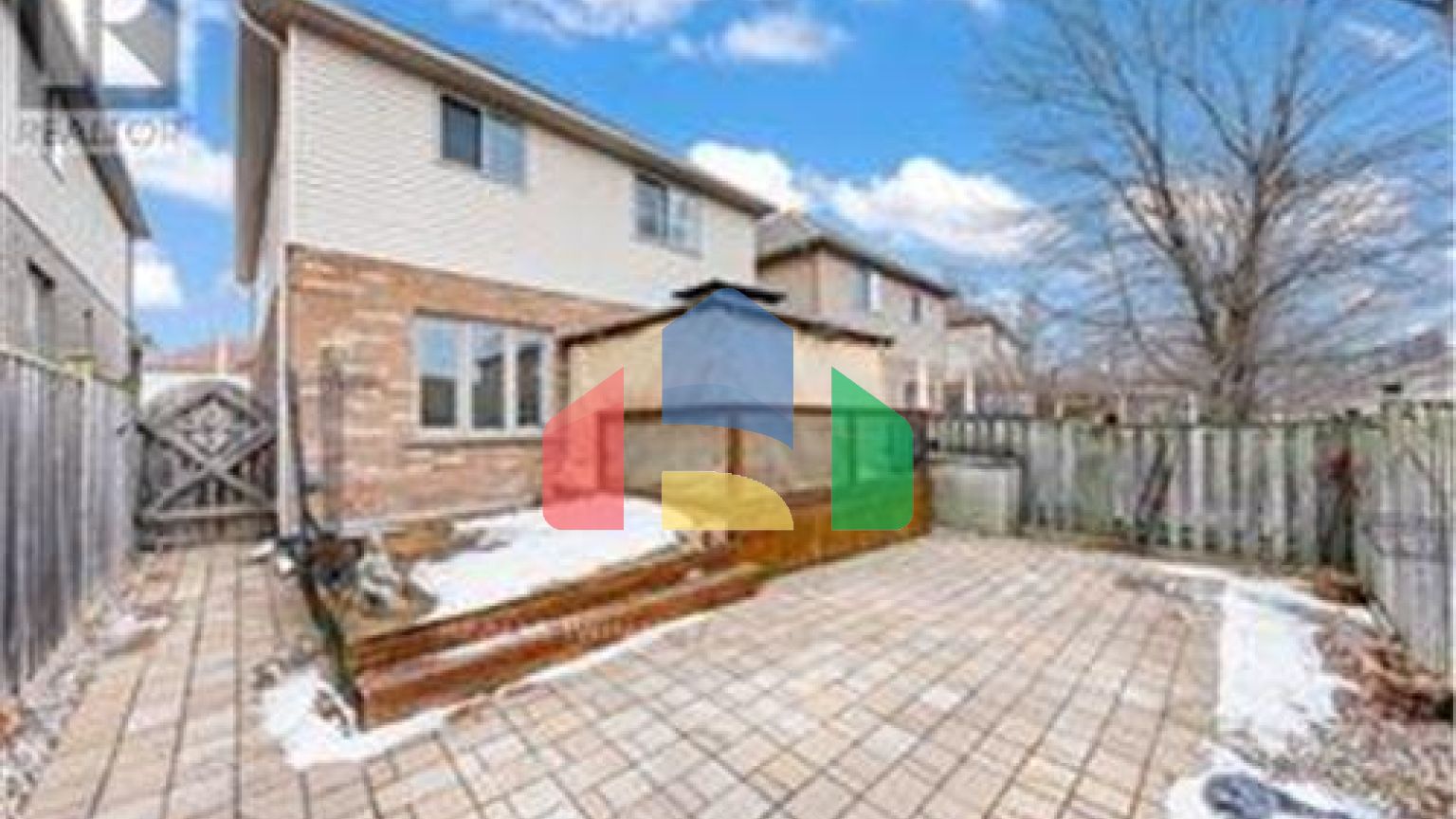 Residential - Single Family Home - Cambridge, Canada - Canada