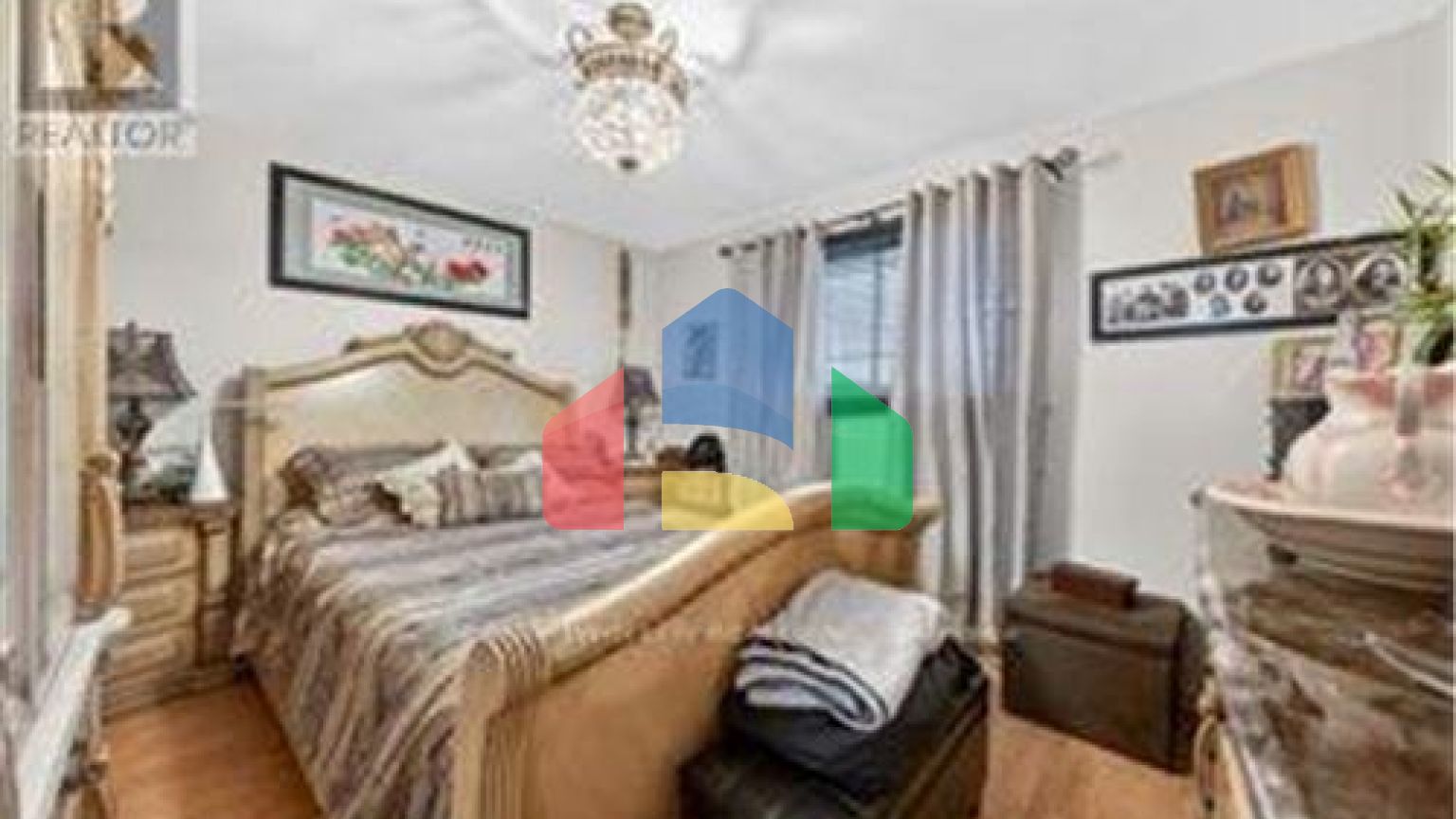 Residential - Single Family Home - Cambridge, Canada - Canada