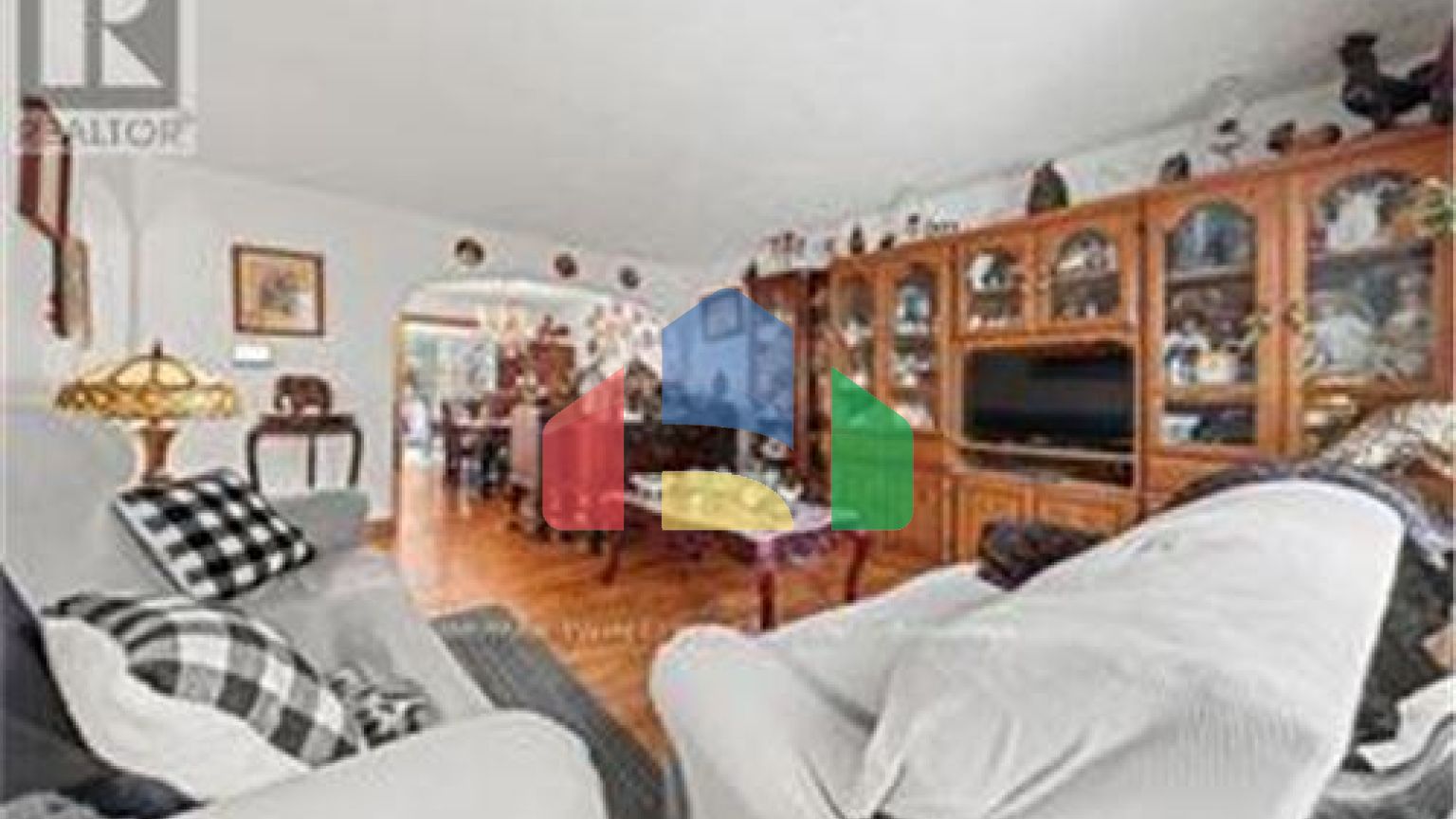 Residential - Single Family Home - Cambridge, Canada - Canada