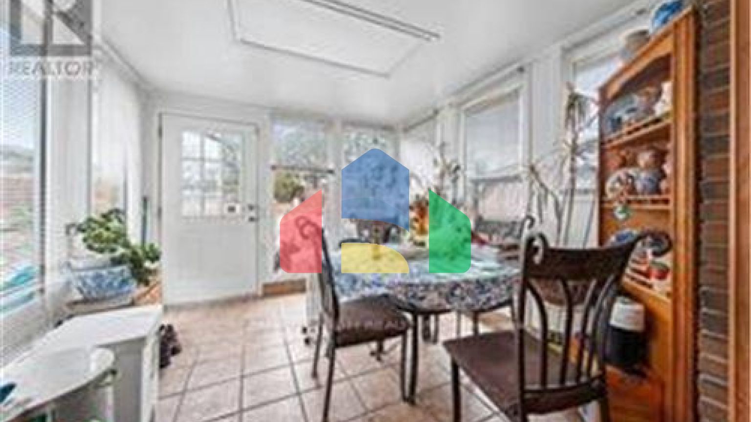 Residential - Single Family Home - Cambridge, Canada - Canada