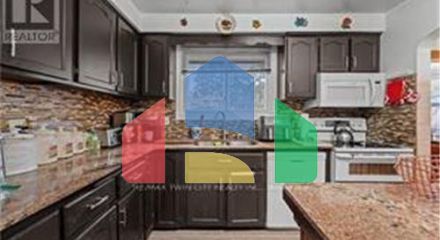 Residential - Single Family Home - Cambridge, Canada - Canada