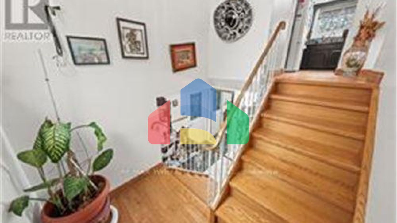 Residential - Single Family Home - Cambridge, Canada - Canada