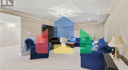 Residential - Single Family Home - Cambridge, Canada - Canada