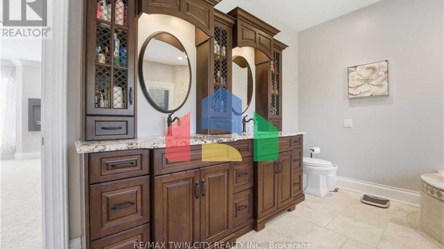 Residential - Single Family Home - Cambridge, Canada - Canada