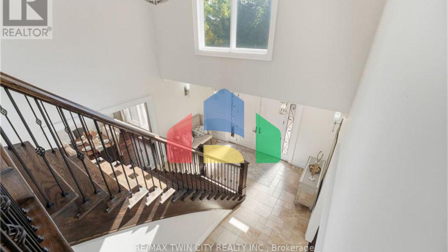 Residential - Single Family Home - Cambridge, Canada - Canada