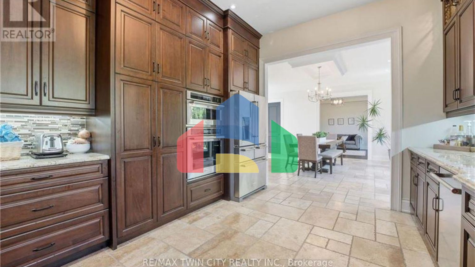 Residential - Single Family Home - Cambridge, Canada - Canada