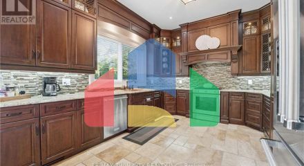 Residential - Single Family Home - Cambridge, Canada - Canada