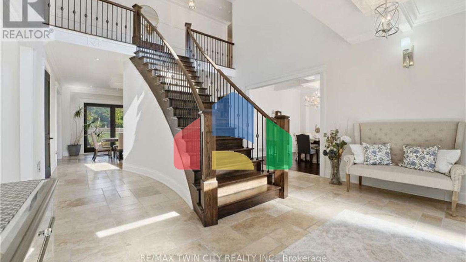 Residential - Single Family Home - Cambridge, Canada - Canada