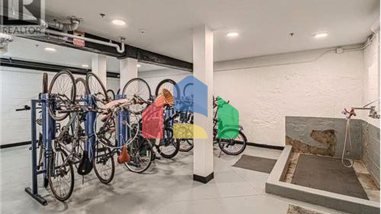 Residential - Condo/Apartment - Cambridge, Canada - Canada