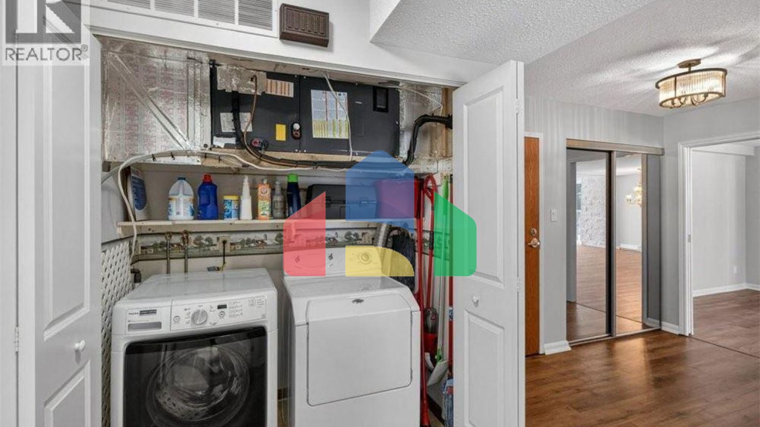 Residential - Condo/Apartment - Cambridge, Canada - Canada