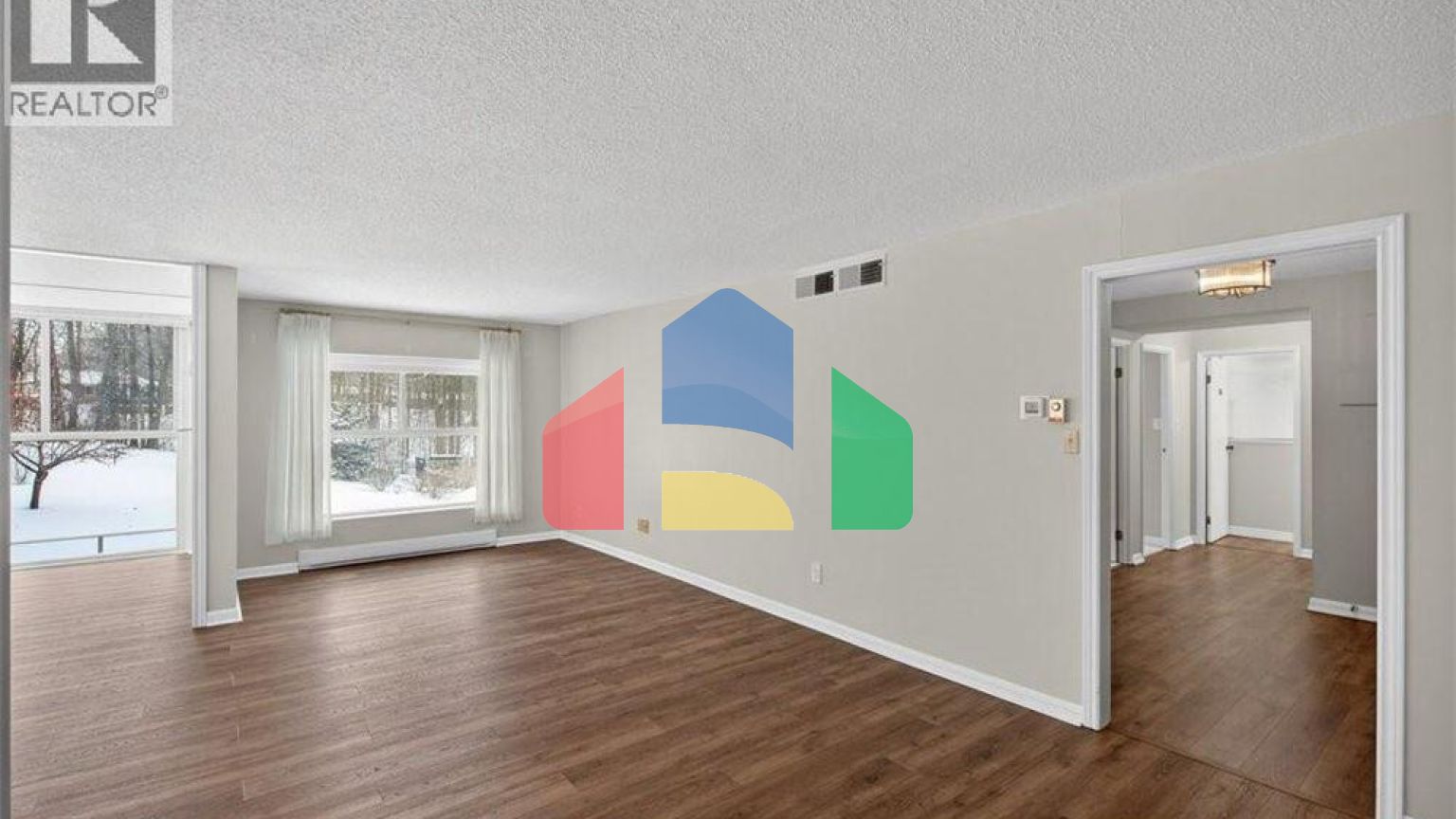 Residential - Condo/Apartment - Cambridge, Canada - Canada