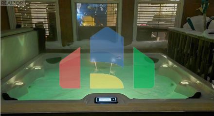 Residential - Single Family Home - Cambridge, Canada - Canada