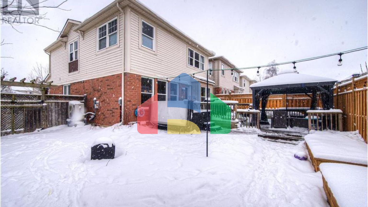 Residential - Single Family Home - Cambridge, Canada - Canada
