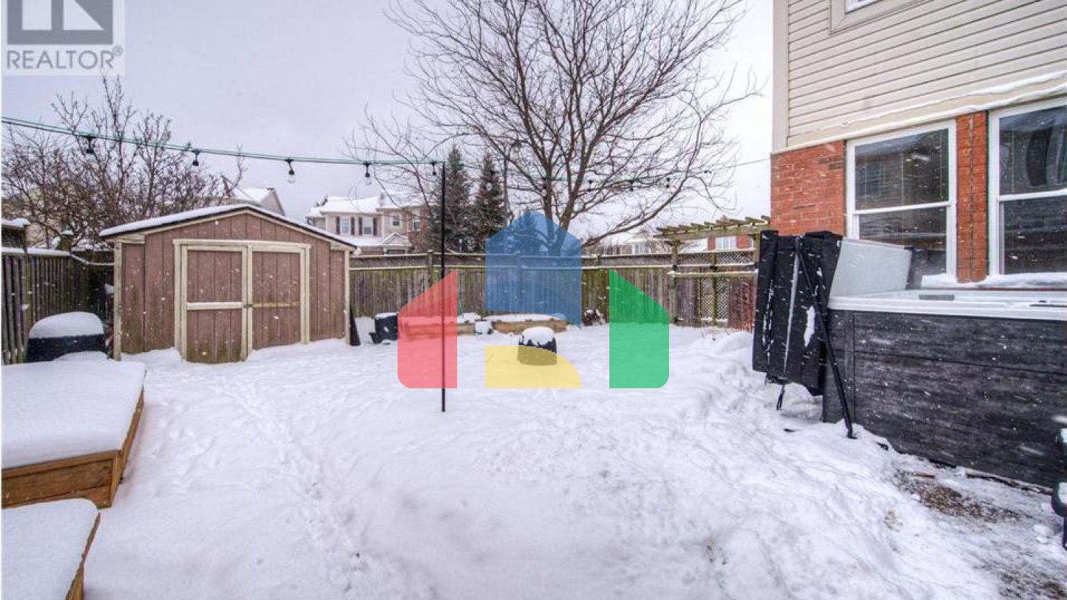 Residential - Single Family Home - Cambridge, Canada - Canada