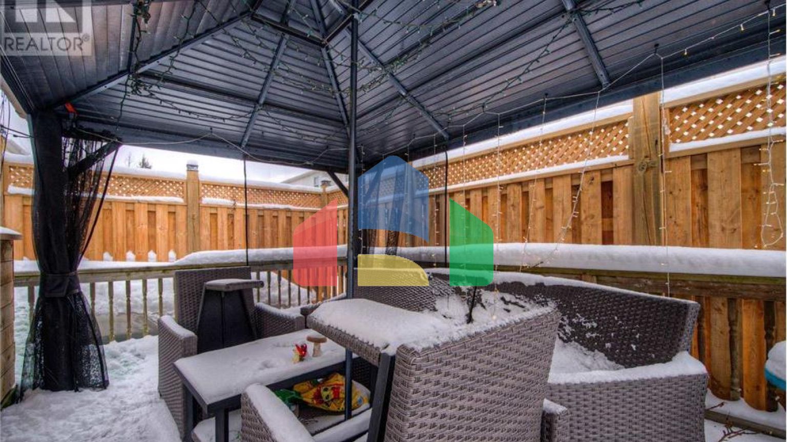 Residential - Single Family Home - Cambridge, Canada - Canada