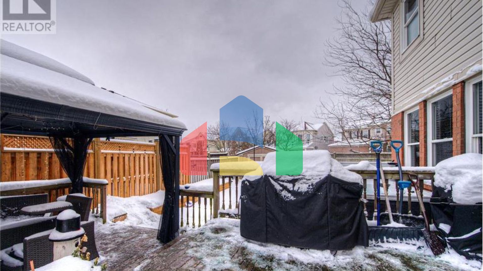 Residential - Single Family Home - Cambridge, Canada - Canada