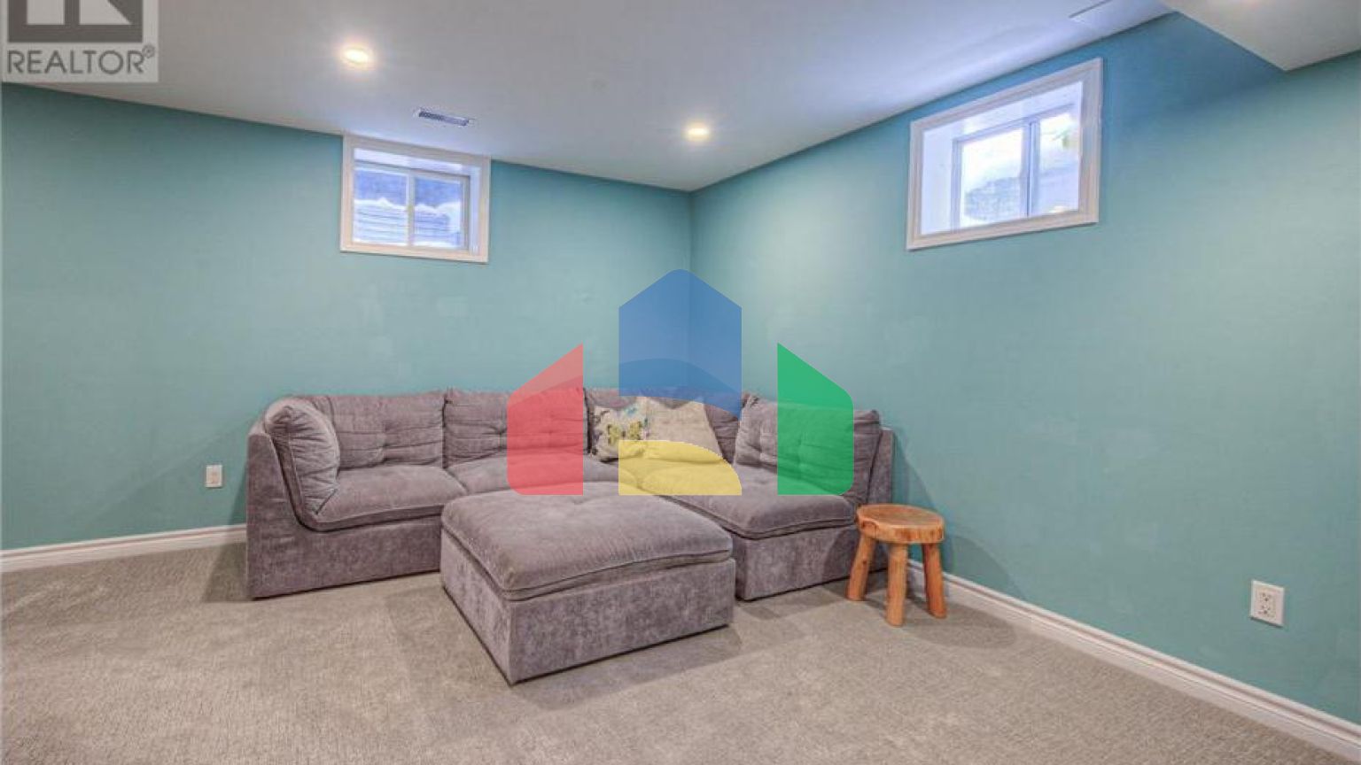 Residential - Single Family Home - Cambridge, Canada - Canada