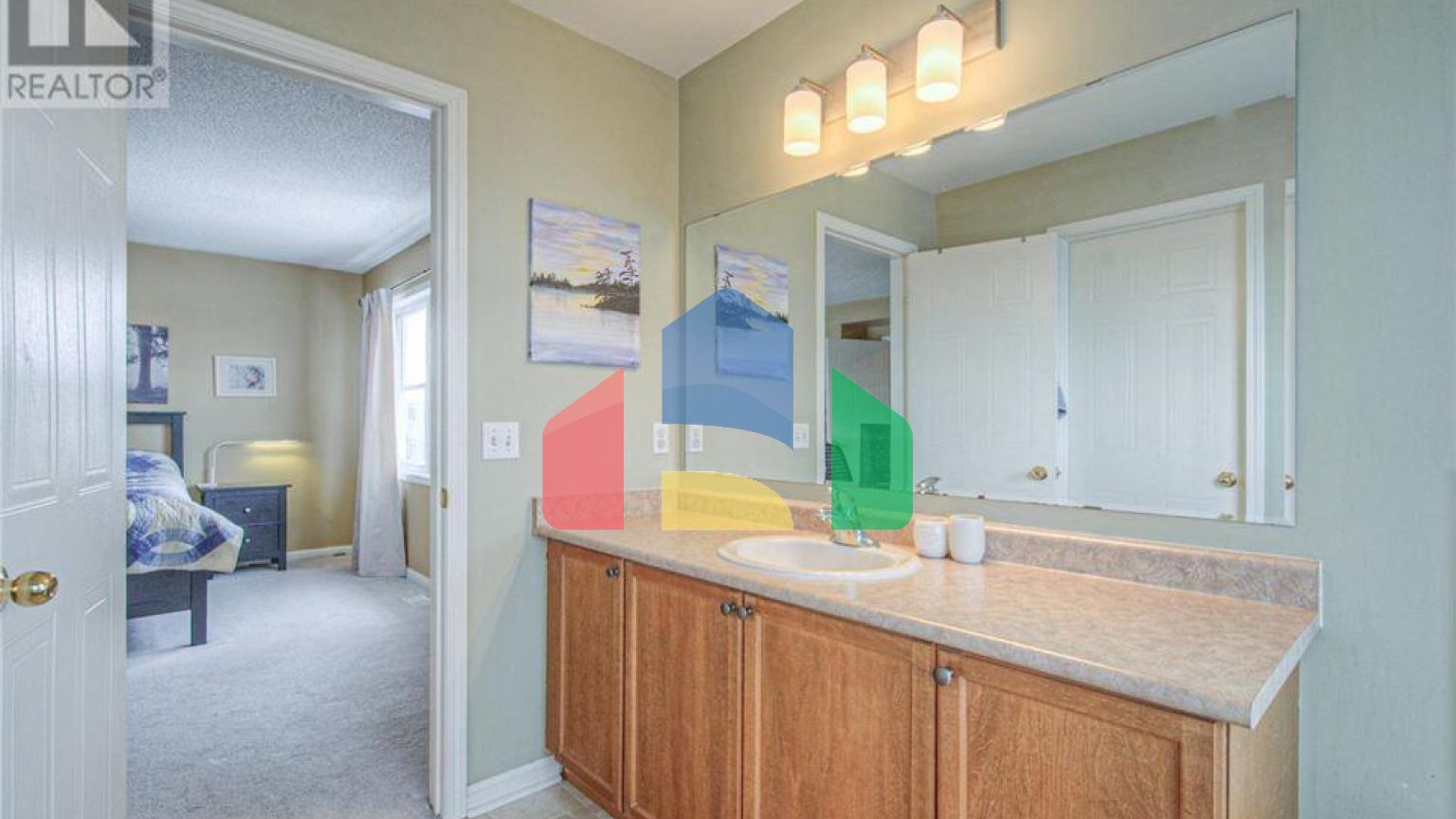 Residential - Single Family Home - Cambridge, Canada - Canada