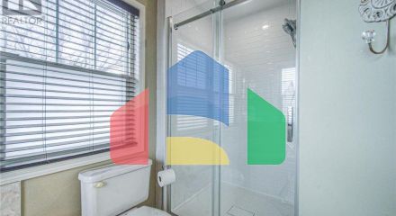 Residential - Single Family Home - Cambridge, Canada - Canada