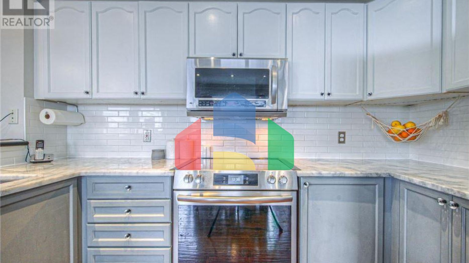 Residential - Single Family Home - Cambridge, Canada - Canada