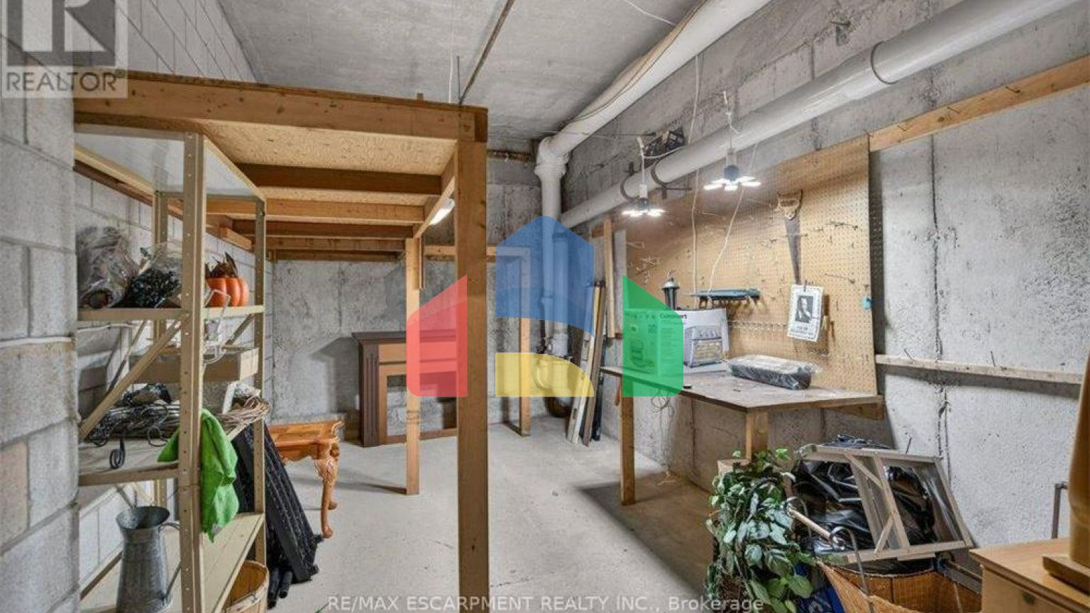 Residential - Condo/Apartment - Cambridge, Canada - Canada